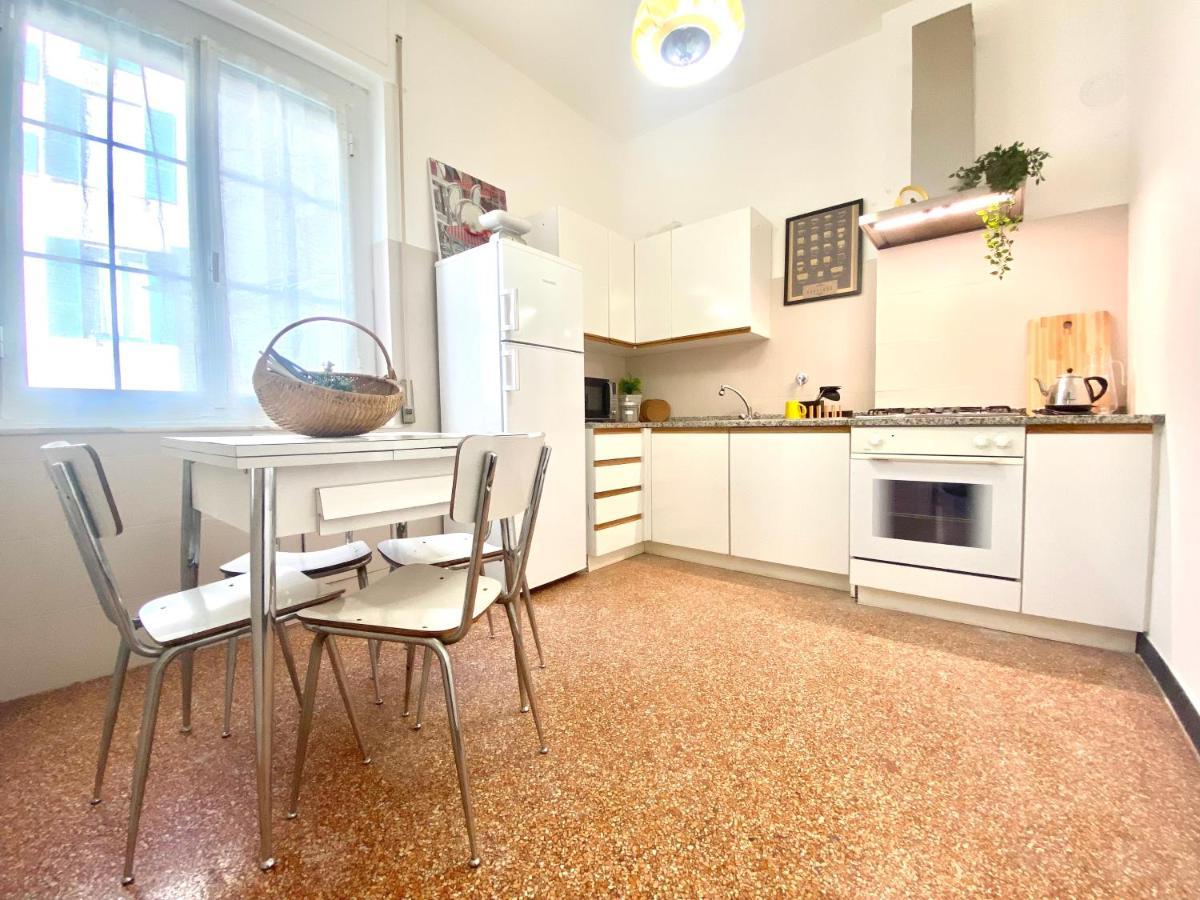 Casaviva- Ampio Appartamento Nei Vicoli Di Genova ภายนอก รูปภาพ